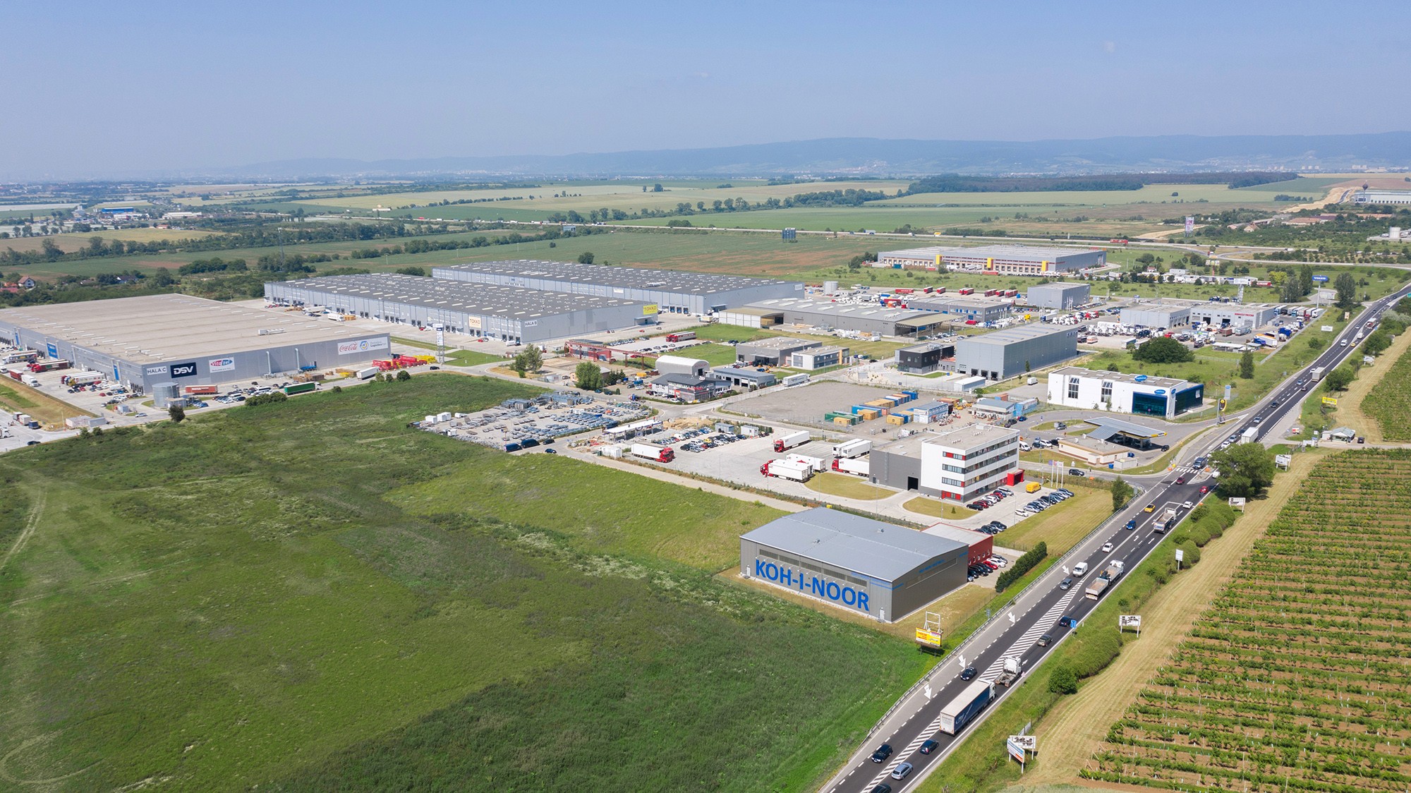 Union Investment and GARBE Acquire First Logistics Property in Slovakia for “UII Garbe Logistik Fonds” Investment Fund